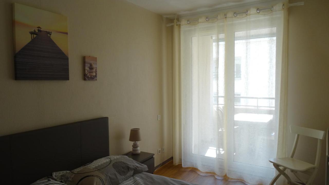 Appart T2 Standing Tout Confort Avec Balcon - Parking En Option Lyon Exteriér fotografie