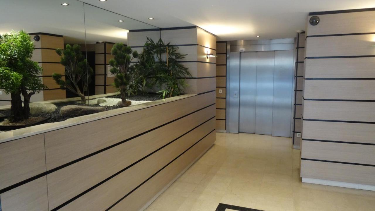 Appart T2 Standing Tout Confort Avec Balcon - Parking En Option Lyon Exteriér fotografie