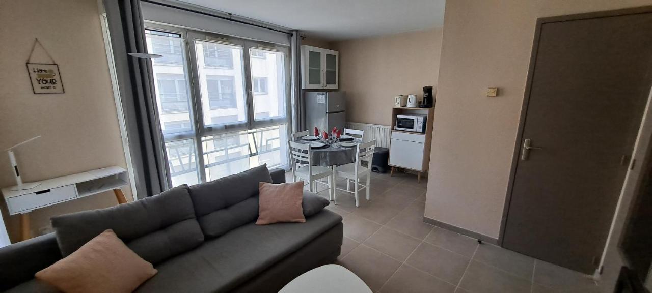 Appart T2 Standing Tout Confort Avec Balcon - Parking En Option Lyon Exteriér fotografie